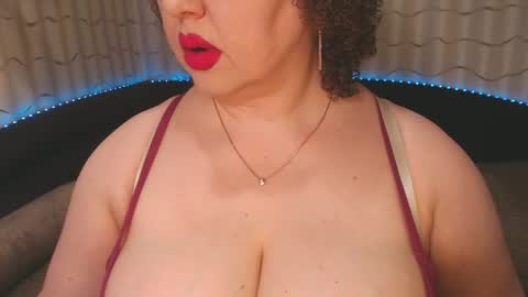 Snapshot of lipsaddiction chatting on January 12, 1:16 pm LIpsAddiction online show from January 12, 1:16 pm