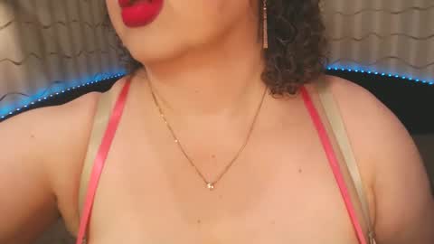 Snapshot of lipsaddiction chatting on February 28, 2:31 pm LIpsAddiction online show from February 28, 2:31 pm