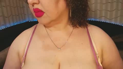 Snapshot of lipsaddiction chatting on September 9, 12:48 pm LIpsAddiction online show from September 9, 12:48 pm