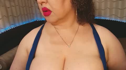 Snapshot of lipsaddiction chatting on September 13, 1:00 pm LIpsAddiction online show from September 13, 1:00 pm