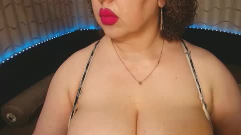 Snapshot of lipsaddiction chatting on October 22, 1:44 pm LIpsAddiction online show from October 22, 1:44 pm