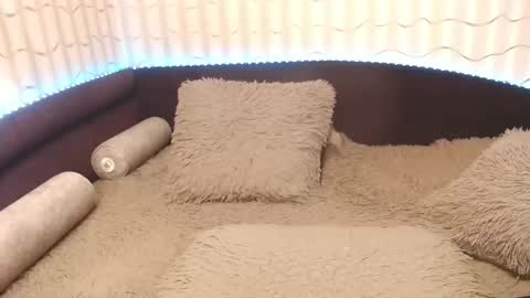 Snapshot of lipsaddiction chatting on November 24, 2:50 pm LIpsAddiction online show from November 24, 2:50 pm