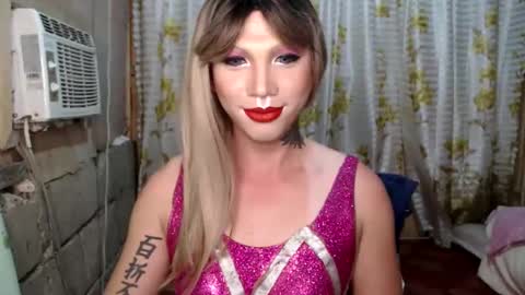 Snapshot of lipshero chatting on September 12, 4:40 pm lipshero online show from September 12, 4:40 pm