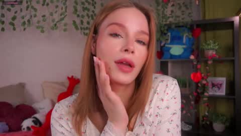 Lina online show from March 6, 1:35 am