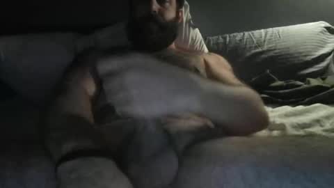 Snapshot of liquorsnurf69 chatting on November 30, 2:26 am liquorsnurf69 online show from November 30, 2:26 am