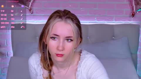 lirakink online show from November 24, 4:45 am