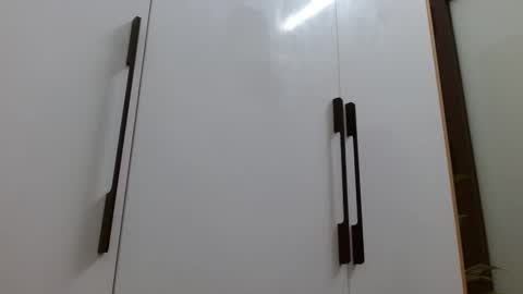 lisa_1011 online show from March 15, 10:27 pm