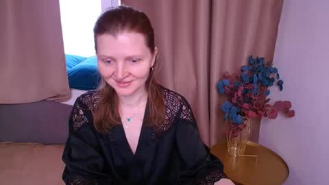 Lisa online show from April 25, 2:25 am