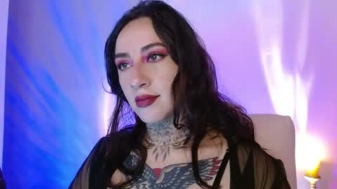 Snapshot of lisa_avila_ chatting on June 22, 11:46 pm Lisa online show from June 22, 11:46 pm