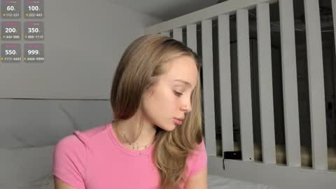 Snapshot of lisa_babymetal chatting on November 16, 4:01 pm Lisa online show from November 16, 4:01 pm