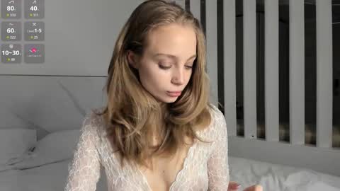 Snapshot of lisa_babymetal chatting on November 17, 5:24 am Lisa online show from November 17, 5:24 am