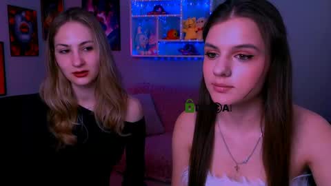 Lisa online show from April 15, 9:16 am