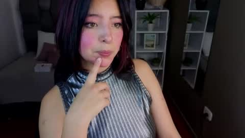 lisa dolly nyx online show from July 5, 5:36 am