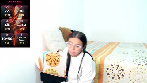 faisury online show from February 25, 2:33 pm