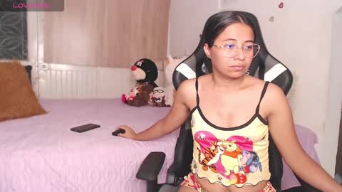 Snapshot of lisa_sexxy chatting on March 25, 3:23 am faisury online show from March 25, 3:23 am