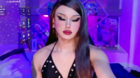 lisa_sparkleee online show from June 3, 3:20 am