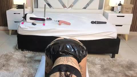 lisa_sweetas online show from February 22, 1:29 am