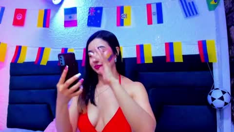 lisa white  online show from June 17, 9:49 pm