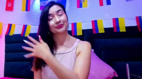 lisa white  online show from June 20, 9:17 pm