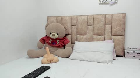 lisa will online show from December 17, 9:38 pm