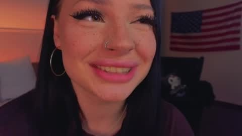 lisaaaliss online show from May 29, 10:24 am