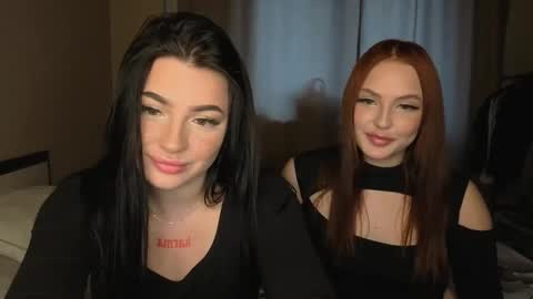 Snapshot of lisaanddenis chatting on October 12, 9:08 am Lisa and Den online show from October 12, 9:08 am