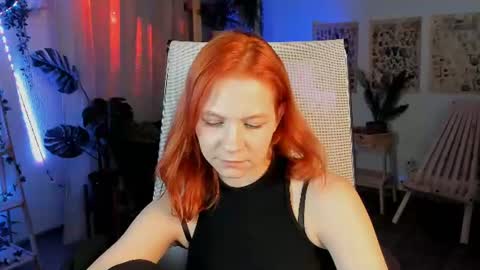 Lisa Aris online show from June 24, 9:25 pm