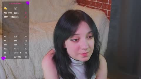 Snapshot of lisabunnyyy chatting on April 26, 10:29 pm Lisa online show from April 26, 10:29 pm