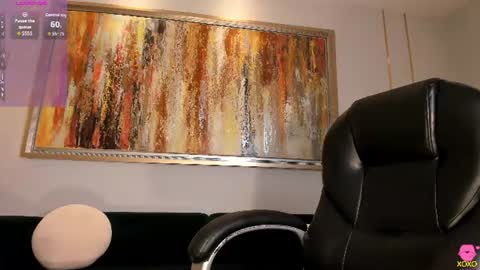Lisa  Flowers online show from June 17, 11:01 am