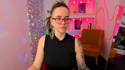 Lisa online show from March 10, 5:45 am