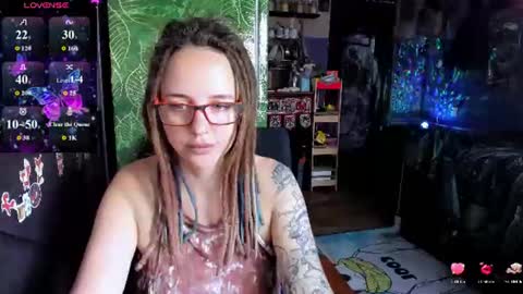Lisa online show from July 3, 8:54 am