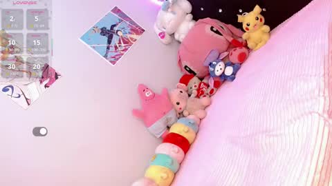 lisahadidd online show from November 22, 1:43 pm