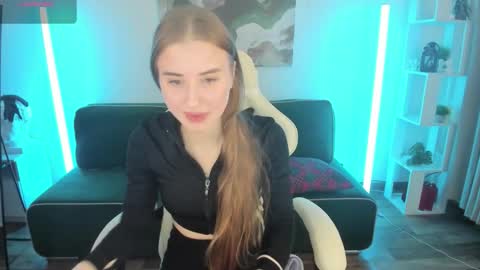 Lisa online show from February 14, 3:36 am