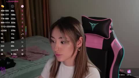 Snapshot of lisamayson chatting on October 31, 3:13 pm LISA online show from October 31, 3:13 pm