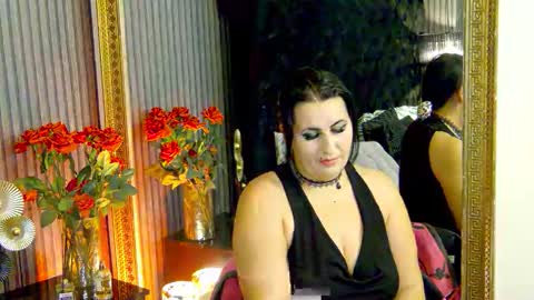 Snapshot of lisamaze chatting on September 30, 6:02 pm SofiaHanson online show from September 30, 6:02 pm
