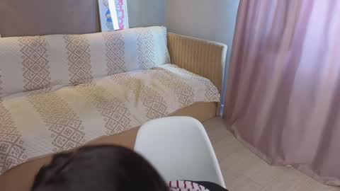 Snapshot of lisandrazieba chatting on March 29, 7:41 am Kira online show from March 29, 7:41 am