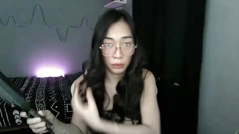 Snapshot of lisawagner07 chatting on February 3, 6:22 am Xinli Su online show from February 3, 6:22 am