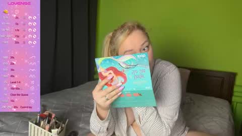 Lisa online show from January 13, 1:05 pm