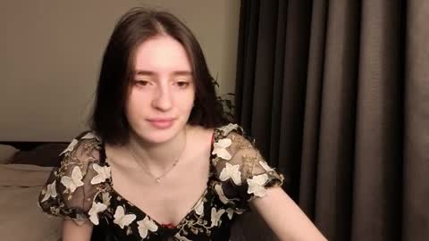 Lisa online show from April 7, 10:09 pm