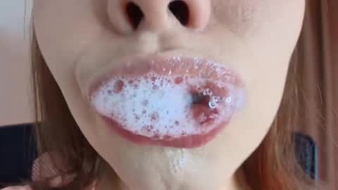 Lisbet online show from March 9, 10:14 pm