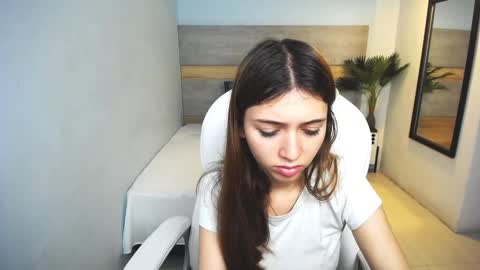 Snapshot of liseth_fox chatting on December 16, 12:49 pm Liseth Fox online show from December 16, 12:49 pm