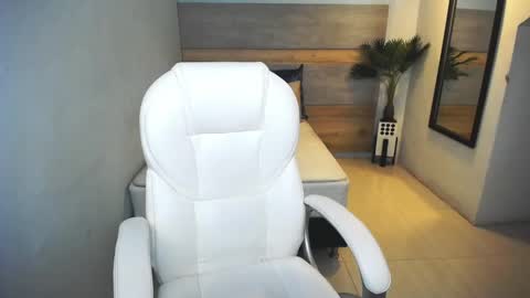 Snapshot of liseth_fox chatting on December 26, 4:14 pm Liseth Fox online show from December 26, 4:14 pm