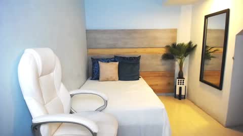 Snapshot of liseth_fox chatting on January 4, 3:39 pm Liseth Fox online show from January 4, 3:39 pm