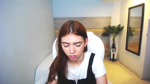 Snapshot of liseth_fox chatting on January 17, 10:56 pm Liseth Fox online show from January 17, 10:56 pm