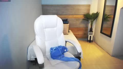 Snapshot of liseth_fox chatting on February 8, 6:22 pm Liseth Fox online show from February 8, 6:22 pm