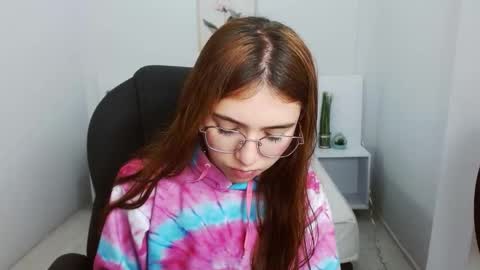 Snapshot of liseth_fox chatting on February 17, 12:48 pm Liseth Fox online show from February 17, 12:48 pm