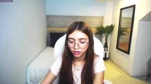 Snapshot of liseth_fox chatting on February 26, 8:33 pm Liseth Fox online show from February 26, 8:33 pm