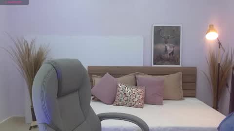 Snapshot of liseth_fox chatting on March 25, 7:53 pm Liseth Fox online show from March 25, 7:53 pm