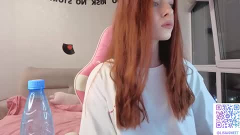 Snapshot of lisiasweet chatting on October 24, 11:28 am Lika online show from October 24, 11:28 am