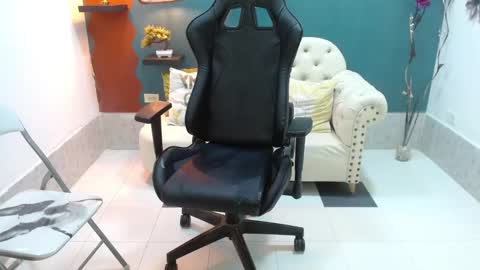 liss online show from February 17, 9:08 pm